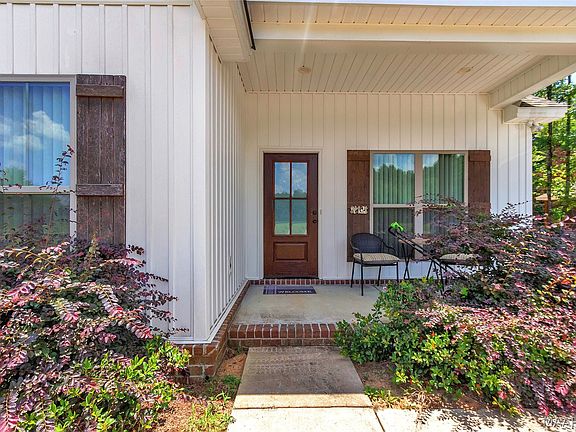 4th image of 903 Micanopy St