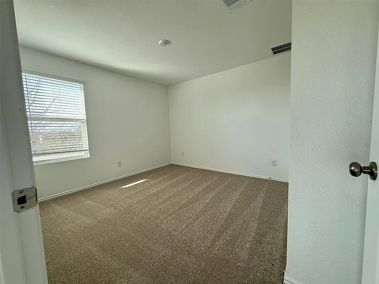 160 Sky Meadows Cir — Photo 8