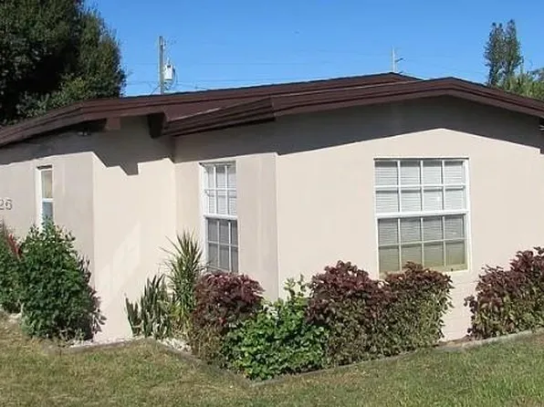 3011 Saint Charles St, Fort Myers, FL 33916