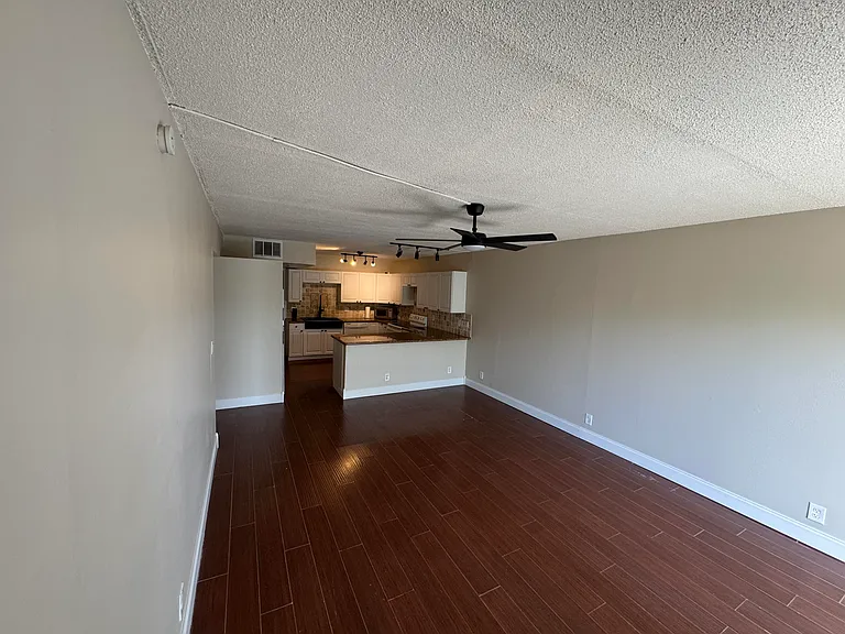 725 Hummingbird Way #210 — Photo 24