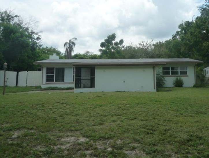 1st image of 1800 Golfview Dr