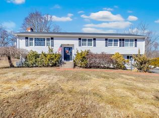 36 Ridgefield Ter, Shelton, CT 06484