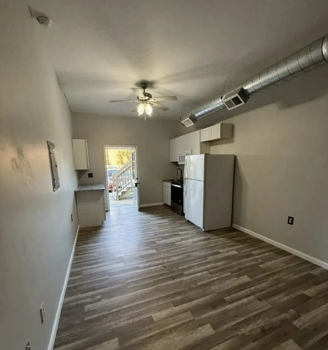 624 Washington Street, Unit 8 — Photo 2