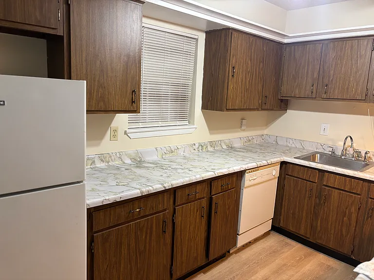 2500 Houma Blvd #303 — Photo 8
