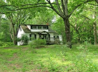 523 Union Hill Rd, Englishtown, NJ 07726