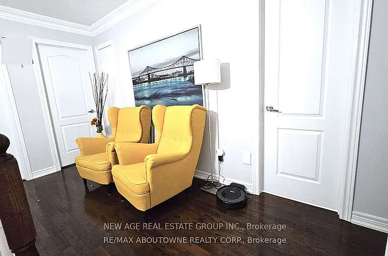 42 Ozner Cres — Photo 19
