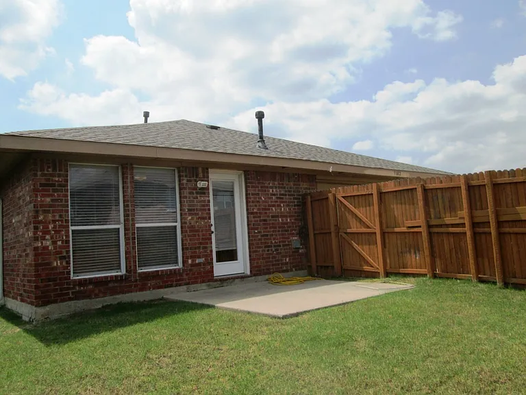 9102 Gaspard Ct — Photo 13