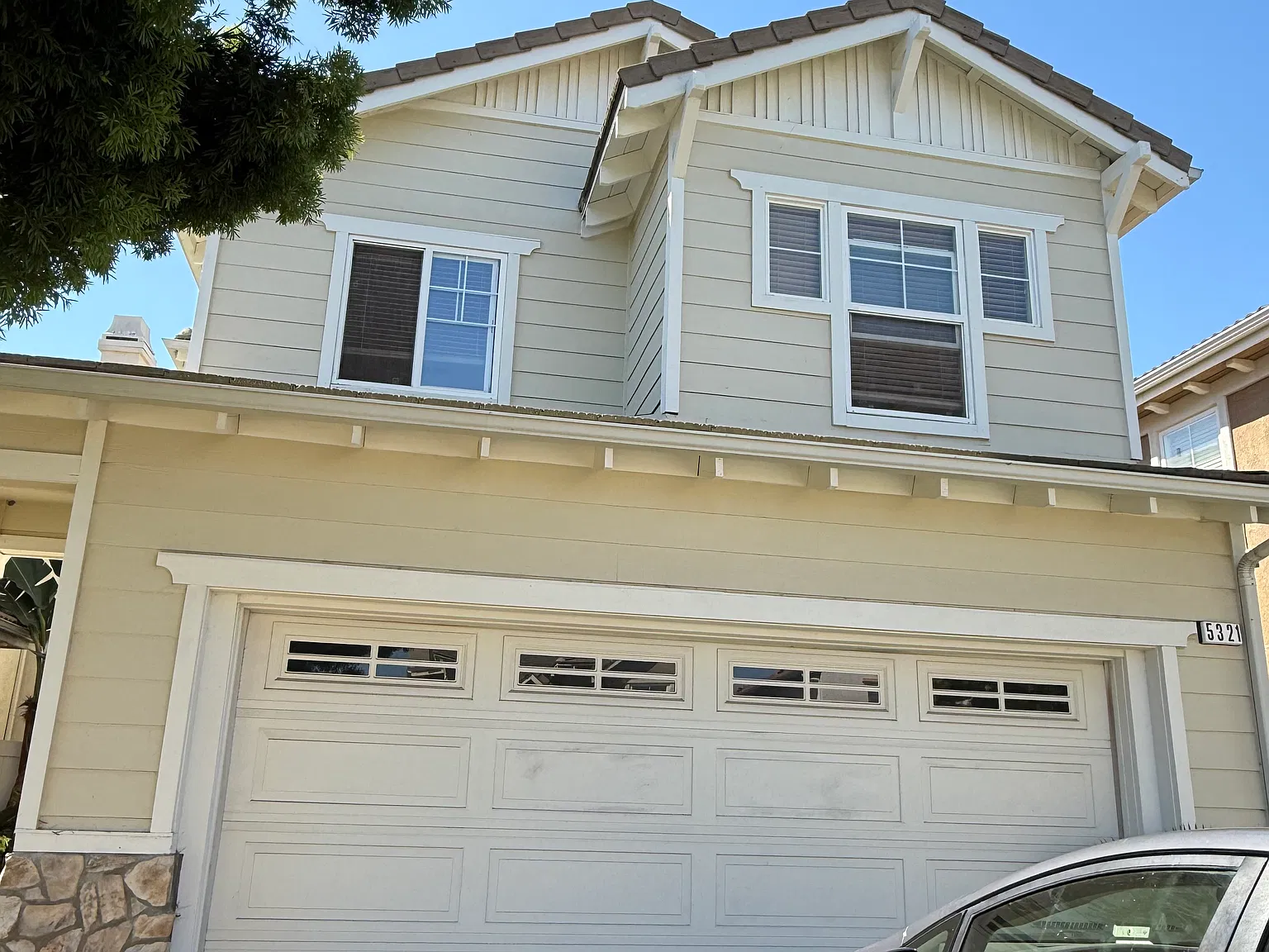Davidson Dr, Oxnard — Photo 1