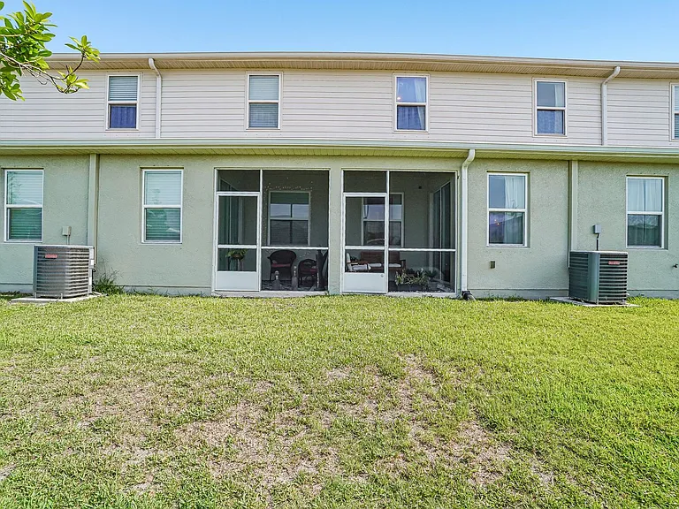 5282 Neil Dr — Photo 40