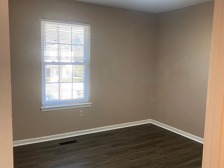 6401 Clifton St #C — Photo 8