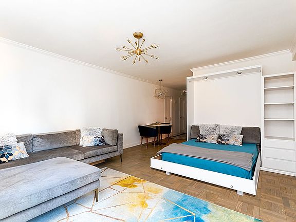 4th image of 30 W 60th St APT 8L