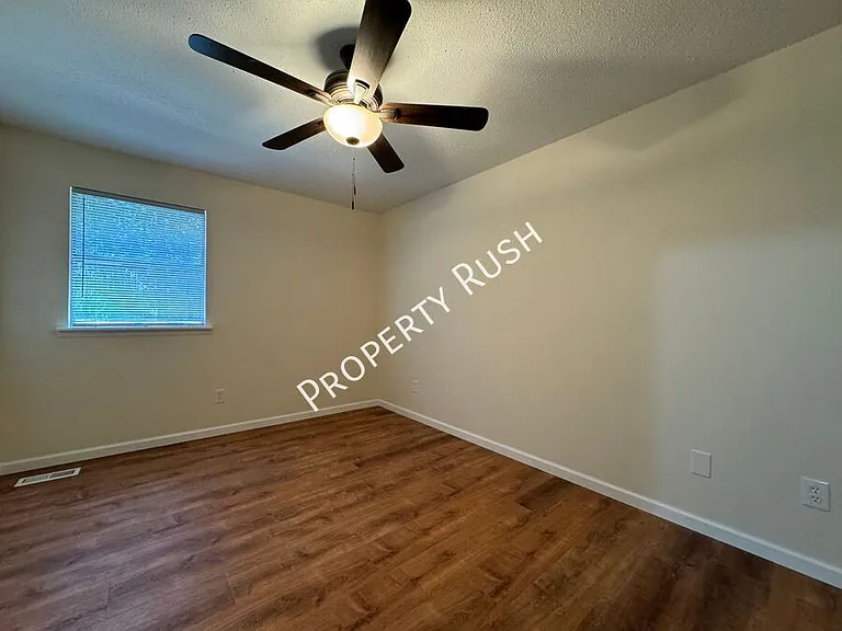 1511 Rustic Dr NW #1511 — Photo 16