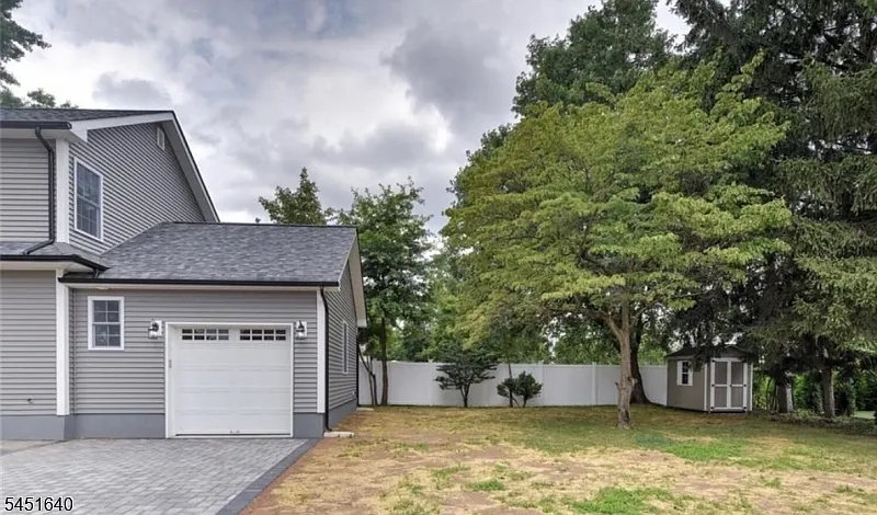 4 bed, 3.0 bath, $3,800 — Photo 4