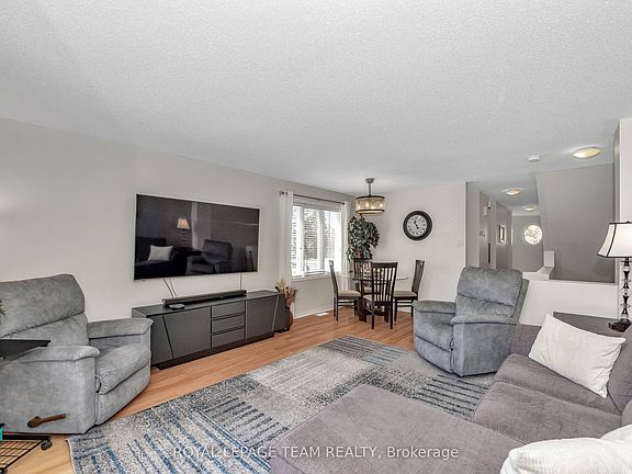 4th image of 85 Cresthaven Dr