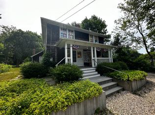144 N Main St, East Hampton, NY 11937