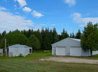 1316 Cedar Valley Rd, Petoskey, MI 49770