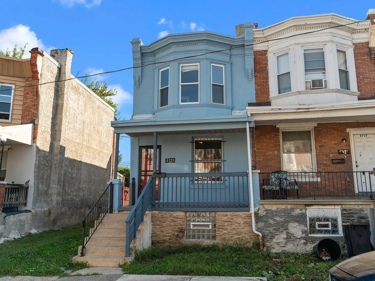 3 bed, 1235 sqft, $2,000 — Photo 3