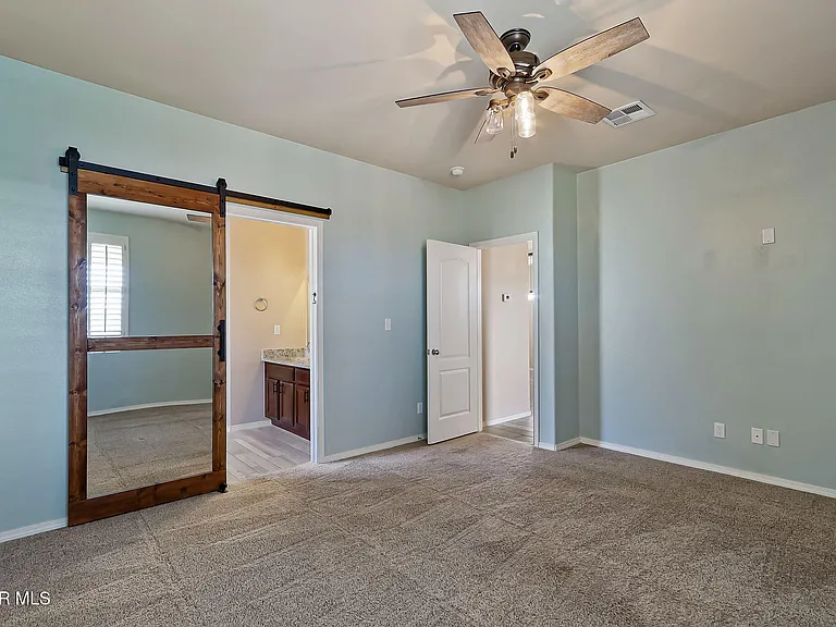 3921 Desert Dunes Dr — Photo 23