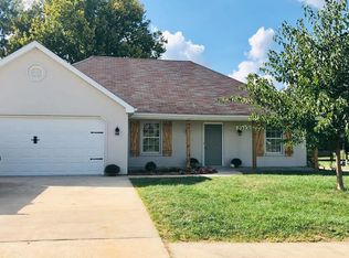 607 Winterway Dr, Ashland, MO 65010