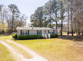 117 Newberns Landing Rd, Powells Point, NC 27966