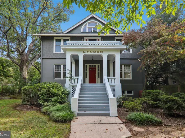 7629 Carroll Ave, Takoma Park, MD 20912
