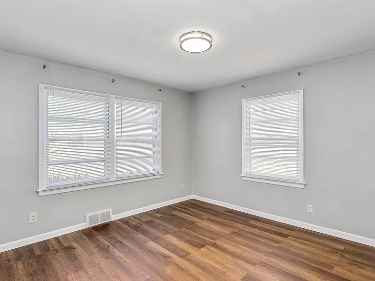 6009 E Gilbert St — Photo 3