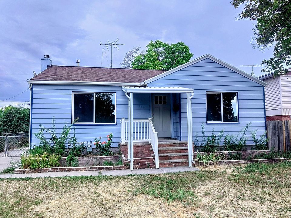 1st image of 250 E Beryl Ave