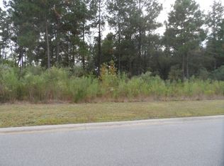1275 Peacock Trl, Hinesville, GA 31313
