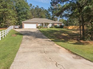 16 Saint Charles Ave, Hattiesburg, MS 39402