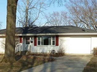 616 7th Ave, Ottawa, IL 61350