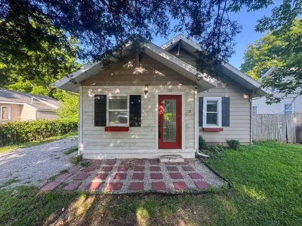 2227 N Elizabeth Avenue, Springfield, MO 65803