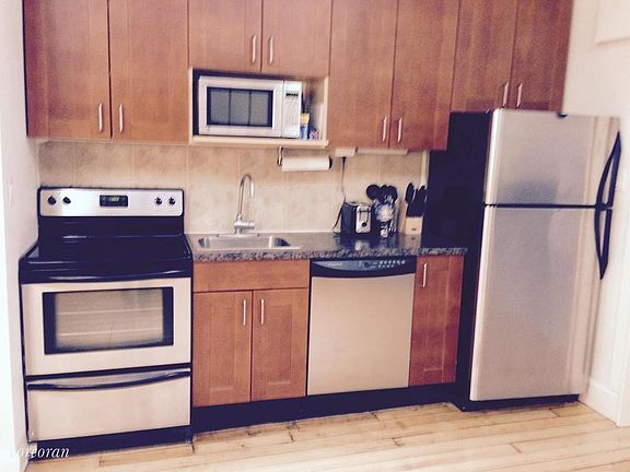 4th image of 86 University Pl APT 4