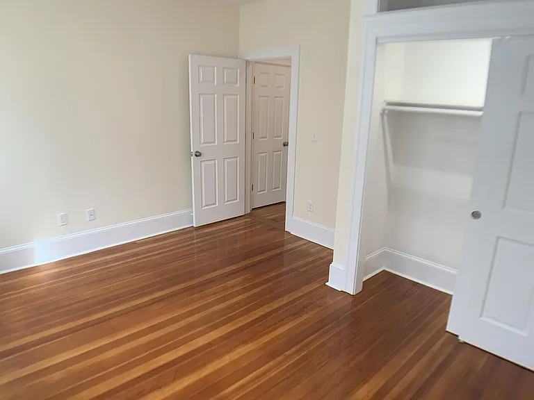 9 Seaverns Ave #2R — Photo 10