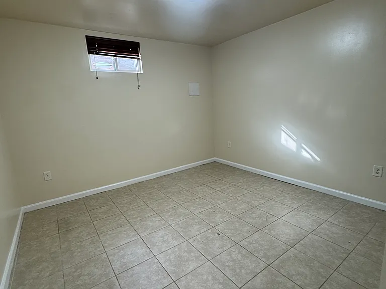 106 Bryant Rd — Photo 25