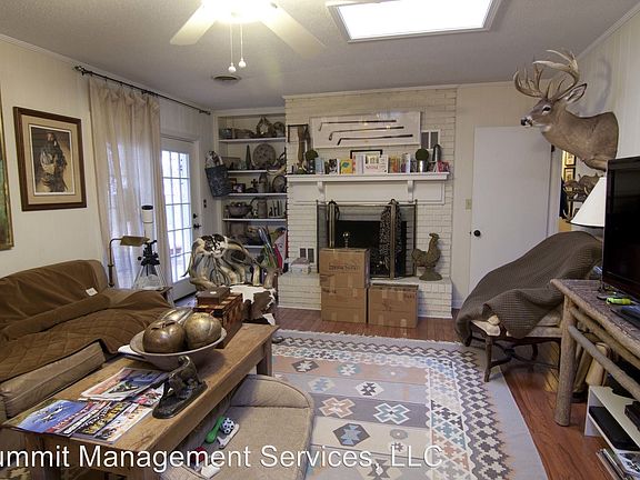 3rd image of 1503 Smallwood Dr