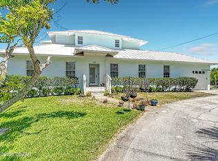 1205 S Riverside Dr, Edgewater, FL 32132