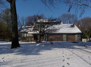 4114 Tomahawk Way, Saint Joseph, MI 49085