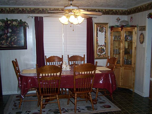 4th image of 2919 Mary Ann Dr