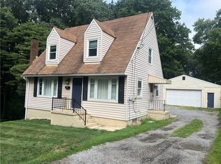 916 18th Ave, Beaver Falls, PA