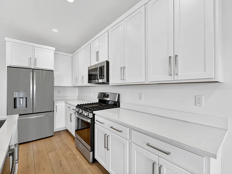 2203 W Swift Fox Dr — Photo 10