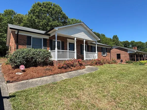 2000 Brownstone Ct, Gastonia, NC 28054