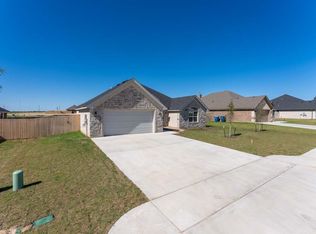 953 Northern Dancer, Hewitt, TX 76643