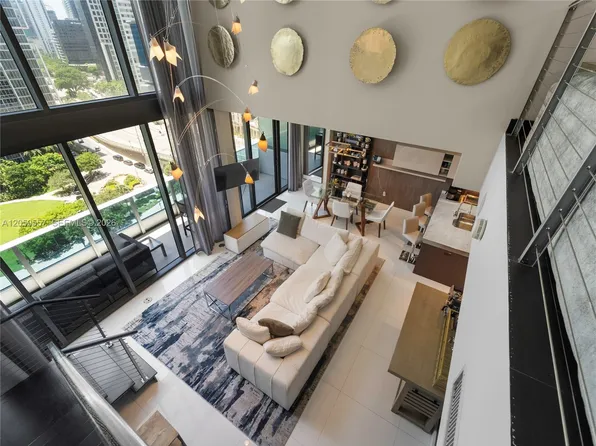 200 Biscayne Boulevard Way APT 1407, Miami, FL 33131