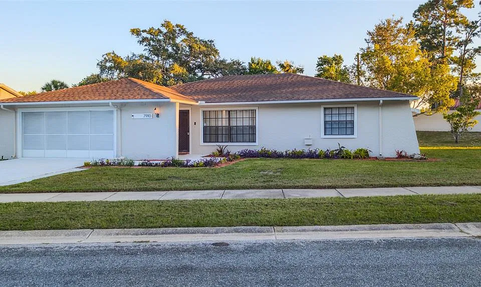 7910 Riverdale Dr