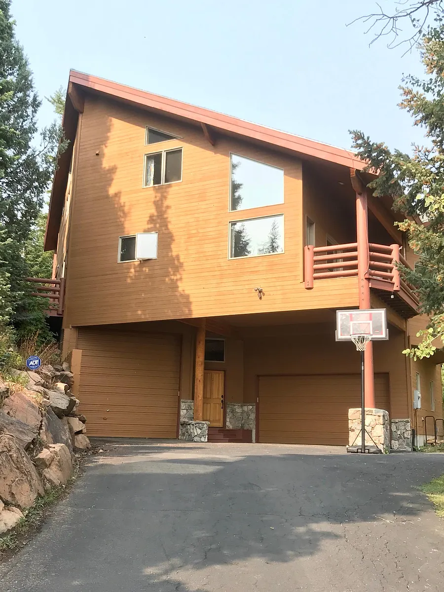 Building Photo - 7619 Stagecoach Dr