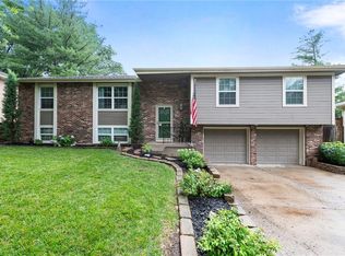 917 NW 13th St, Blue Springs, MO 64015