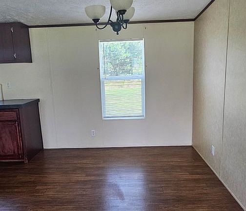 2nd image of 897 Oliff Rd