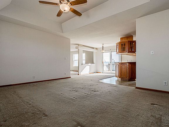 2nd image of 1421 Malstead Way