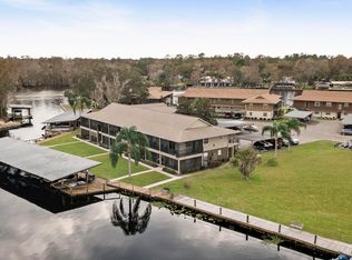 1640 Juno Trl APT 201H, Astor, FL 32102