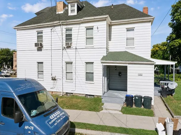 1201 Vance Avenue (Full Service), 1201 Vance Ave Floor 1, Coraopolis, PA 15108